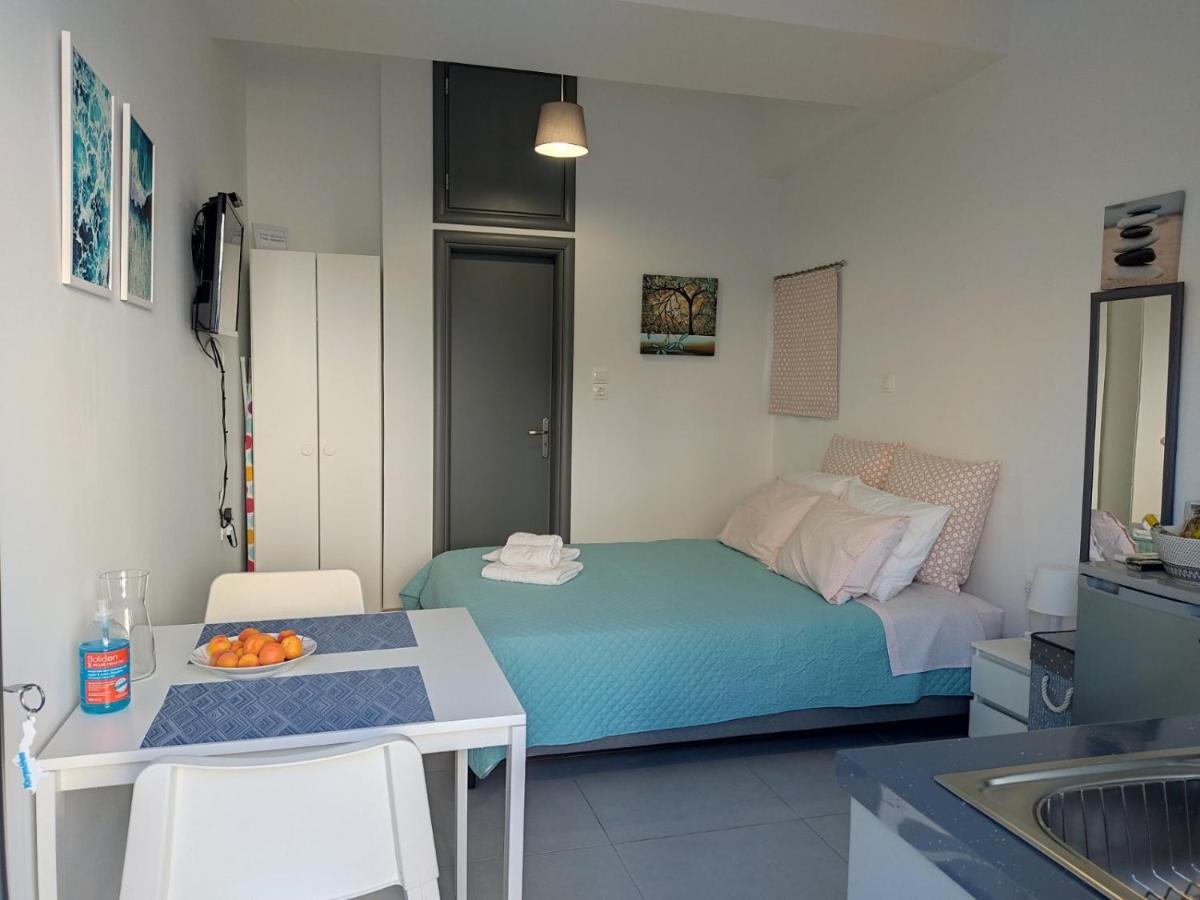Finiki Seaside Apartment Extérieur photo