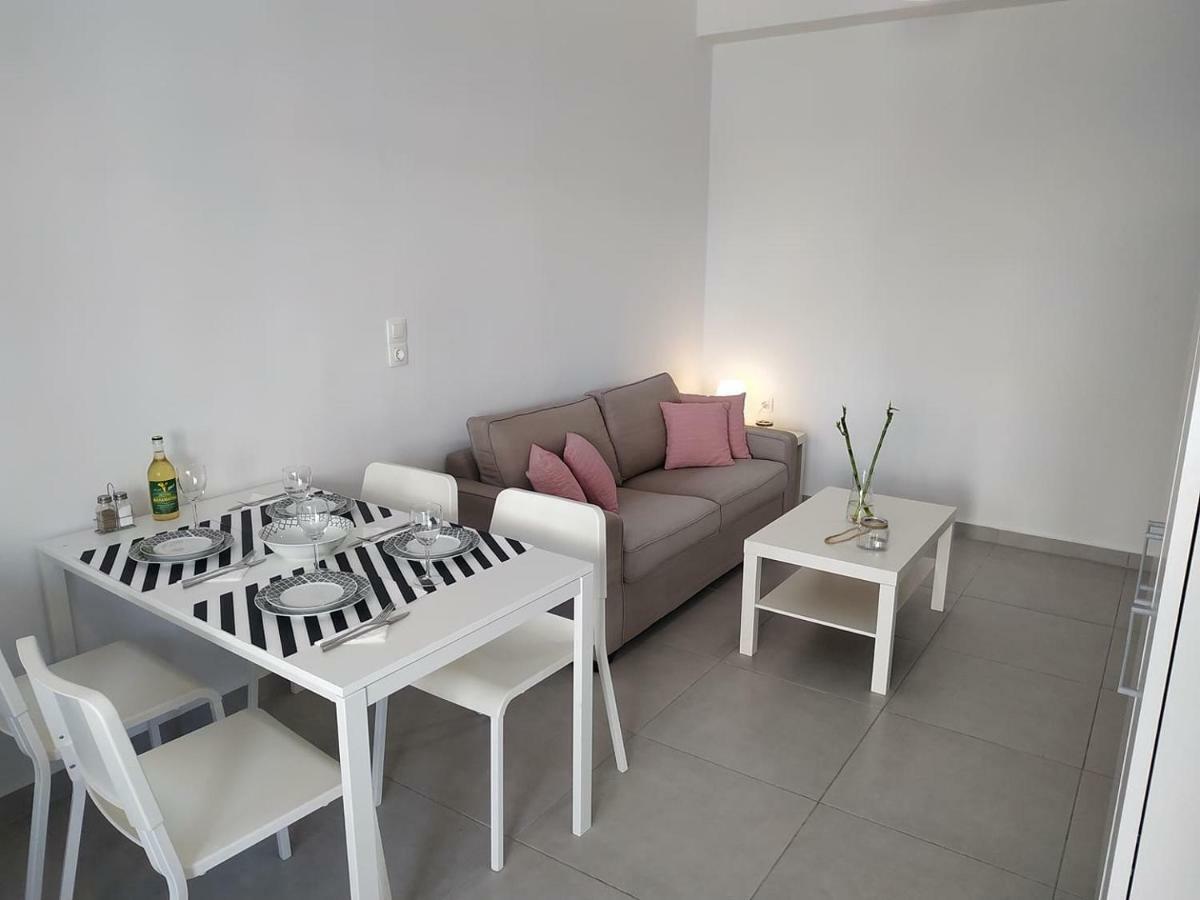 Finiki Seaside Apartment Extérieur photo